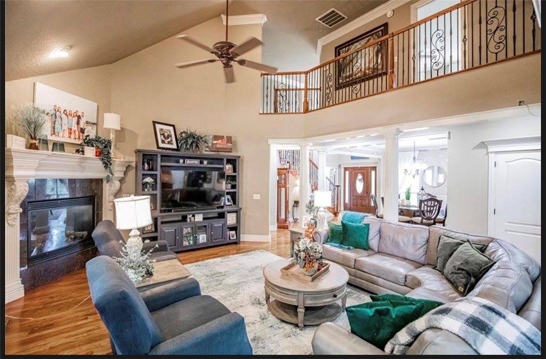 1706 Autumn Avenue, Bentonville, AR 72712