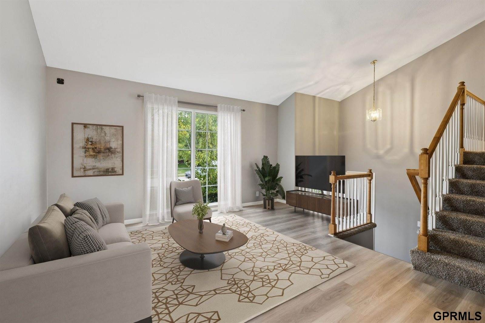 8928 North 78 Avenue Circle, Omaha, NE 68122