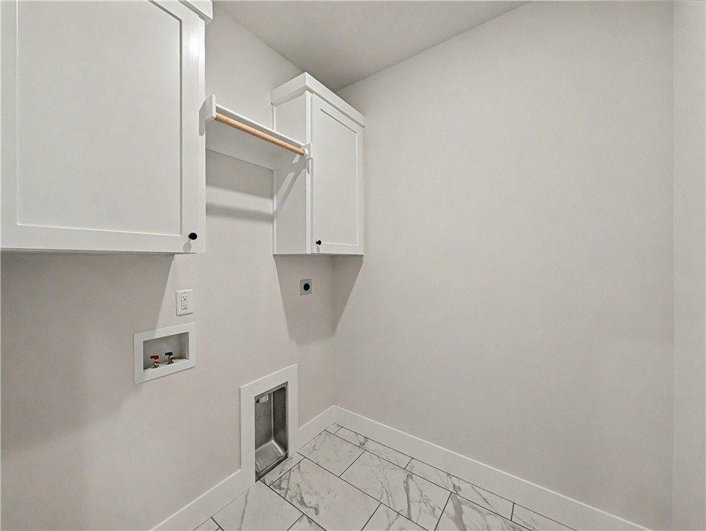 6907 High Meadow Boulevard, Bentonville, AR 72713