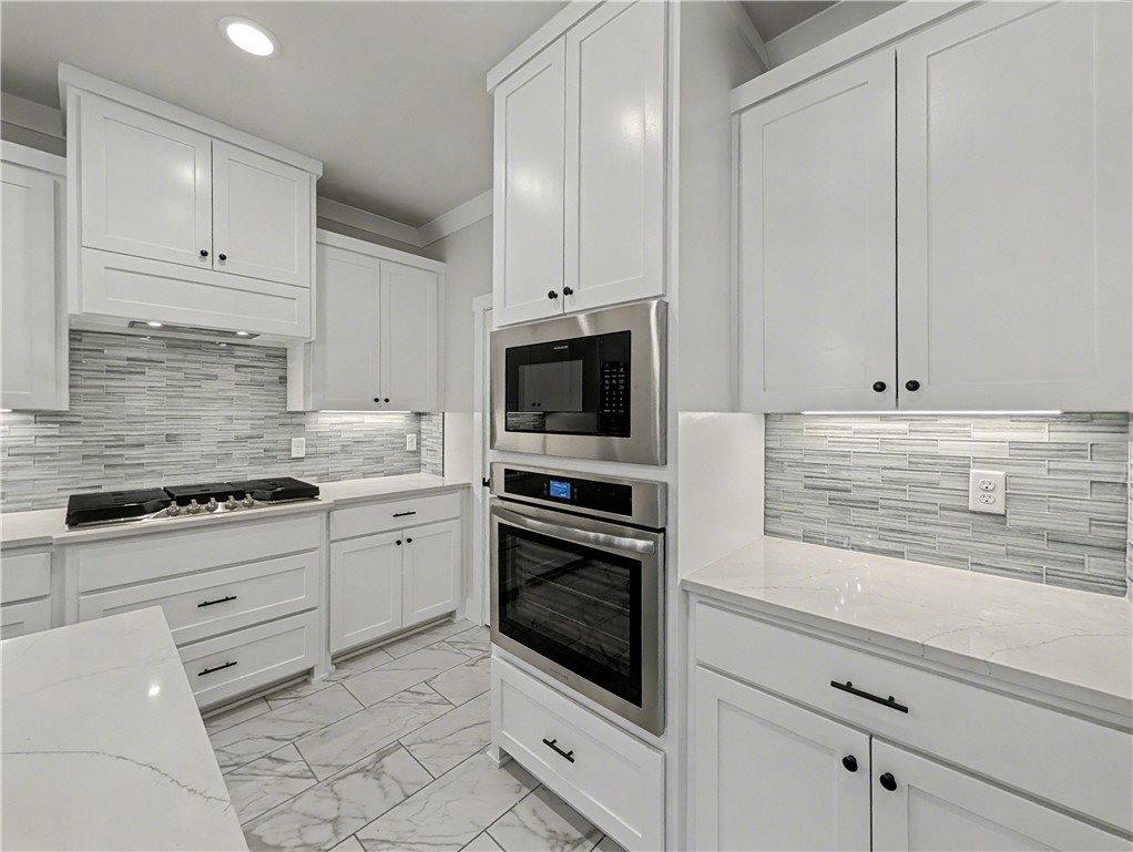 6907 High Meadow Boulevard, Bentonville, AR 72713