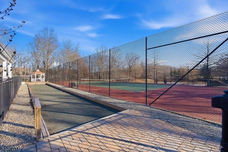 2 Steele Pl, Hillsborough Township, NJ 08844