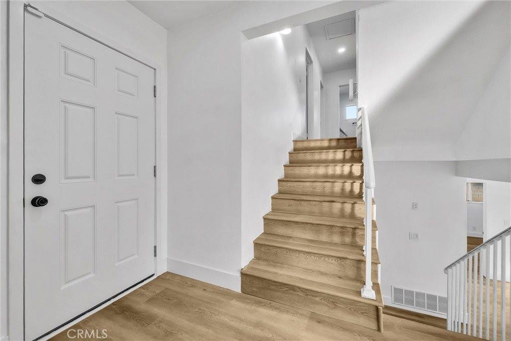 1004 East Saga Street, Glendora, CA 91741
