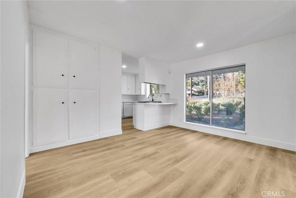 1004 East Saga Street, Glendora, CA 91741