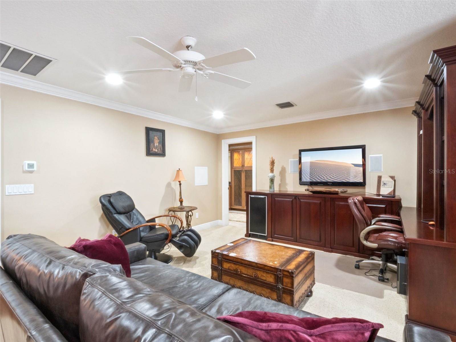 1490 Lakeshore Drive, Mount Dora, FL 32757