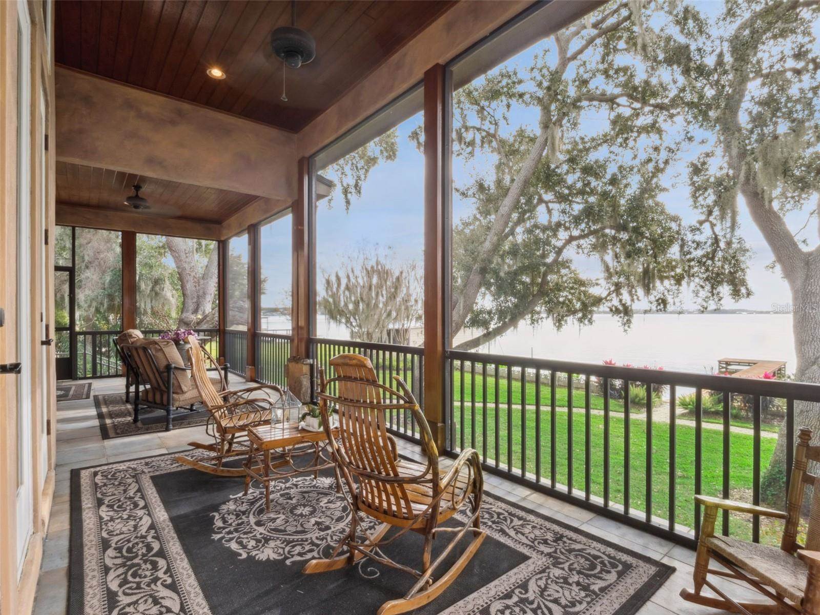 1490 Lakeshore Drive, Mount Dora, FL 32757