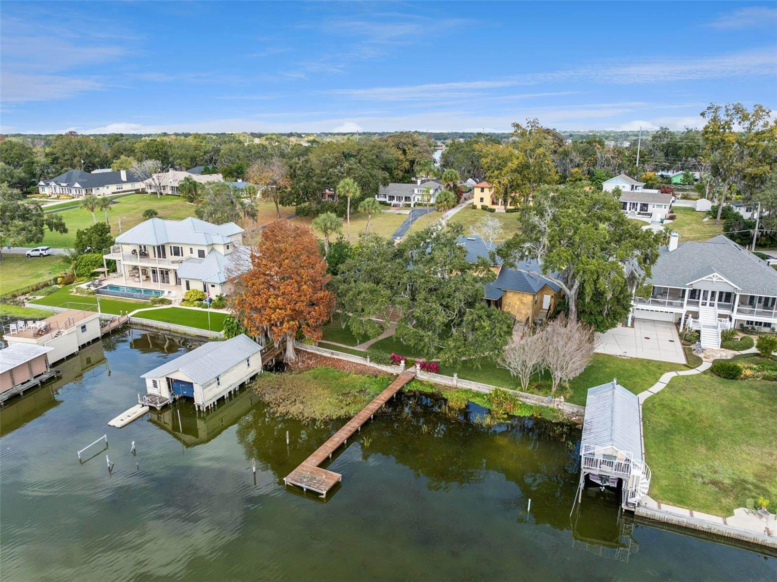 1490 Lakeshore Drive, Mount Dora, FL 32757