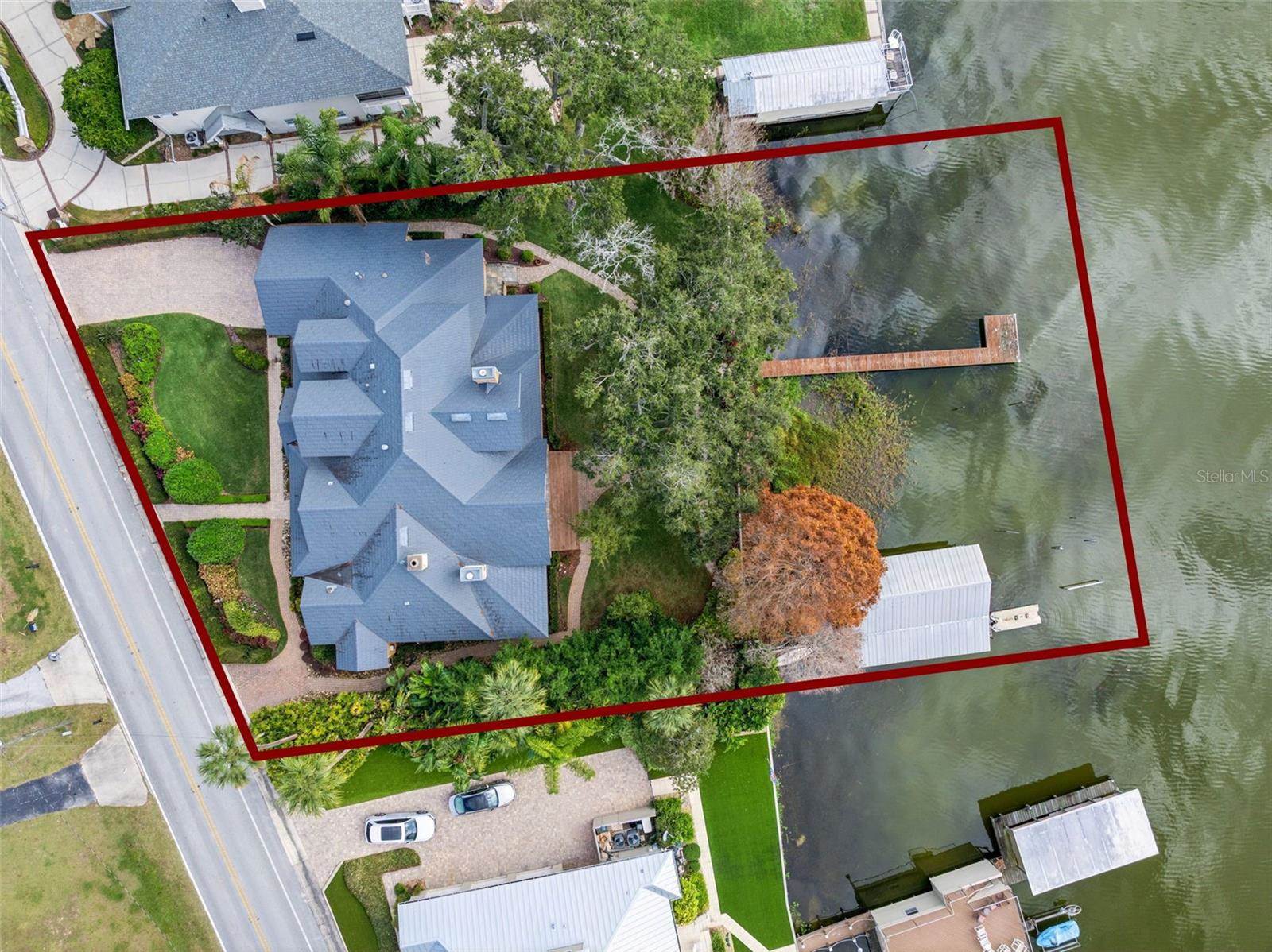 1490 Lakeshore Drive, Mount Dora, FL 32757