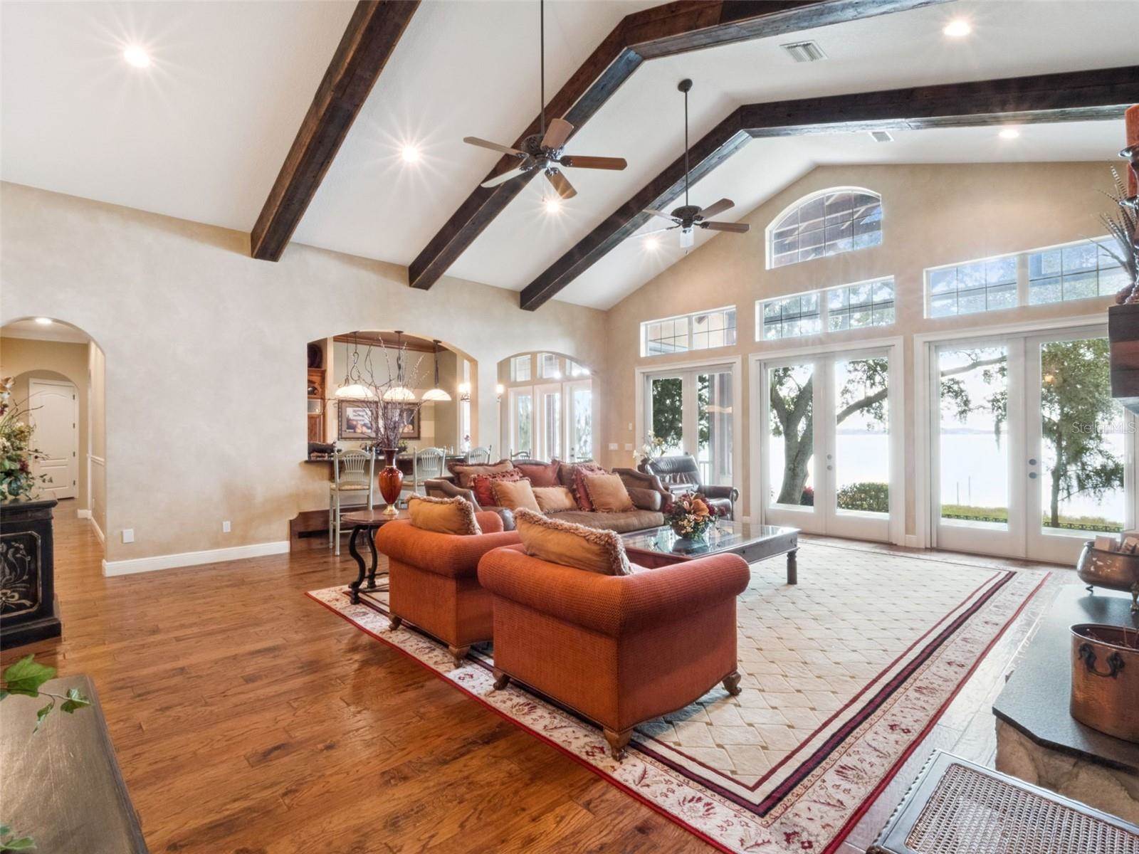 1490 Lakeshore Drive, Mount Dora, FL 32757