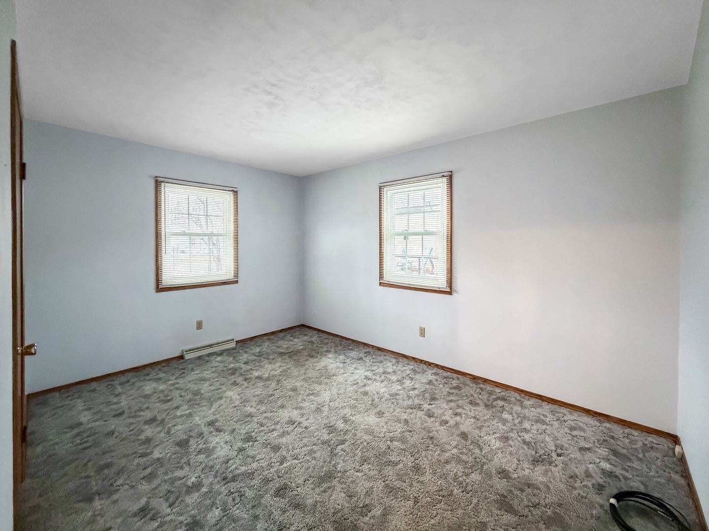 711 Virginia Avenue, Lena, IL 61048