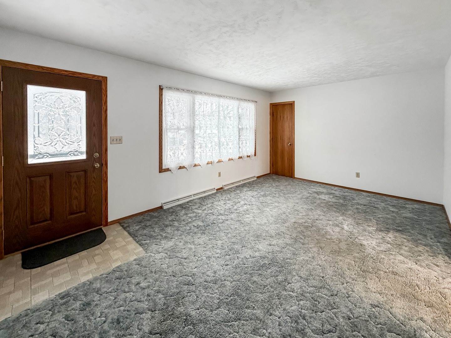 711 Virginia Avenue, Lena, IL 61048