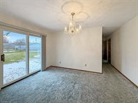 711 Virginia Avenue, Lena, IL 61048