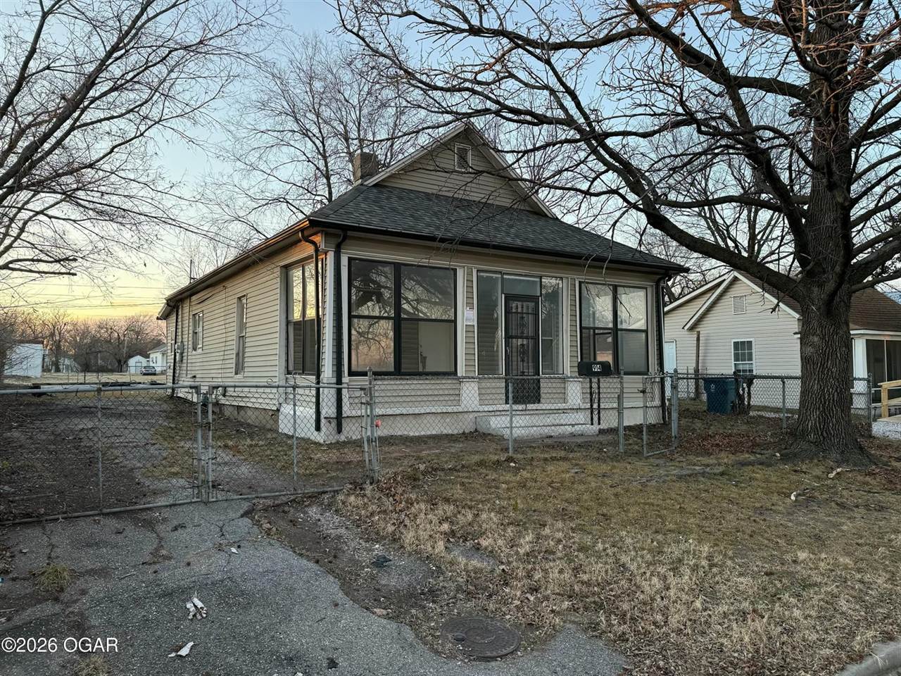 914 Missouri Avenue, Joplin, MO 64801