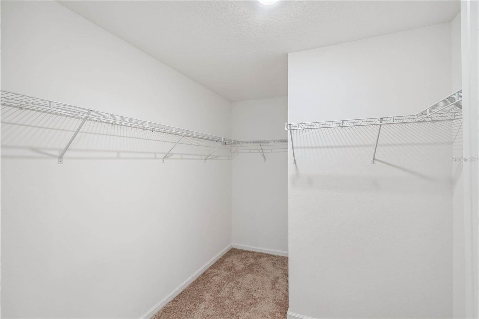 16505 Cherry Landing Drive, Groveland, FL 34736