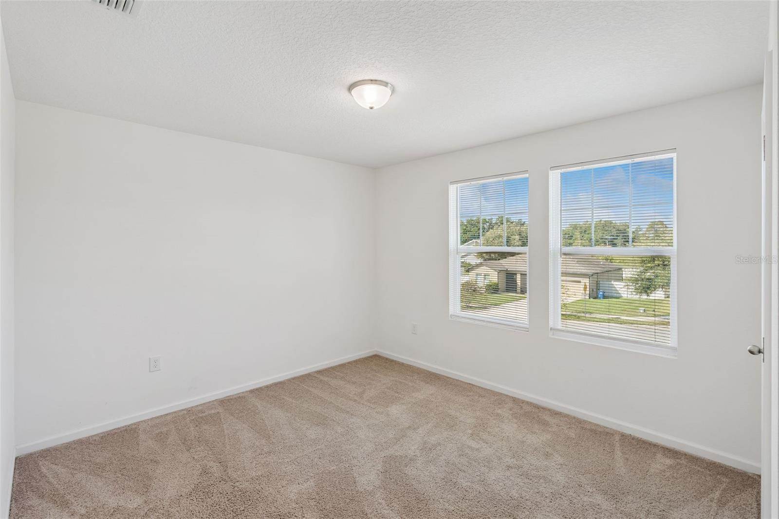 16505 Cherry Landing Drive, Groveland, FL 34736