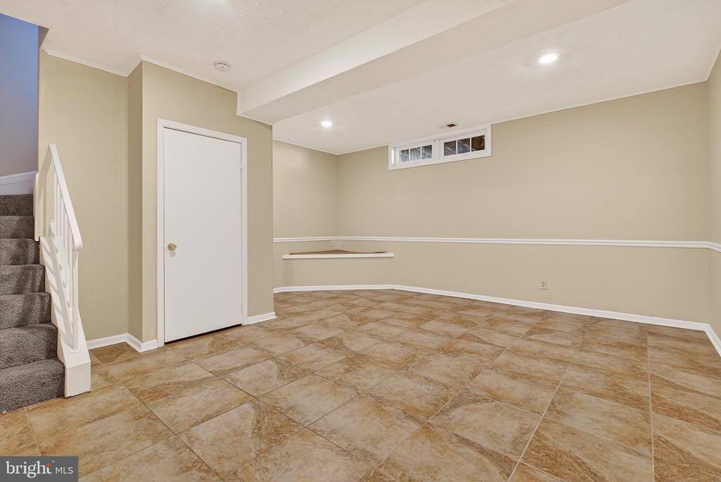 23 Guinevere Court, Baltimore, MD 21237