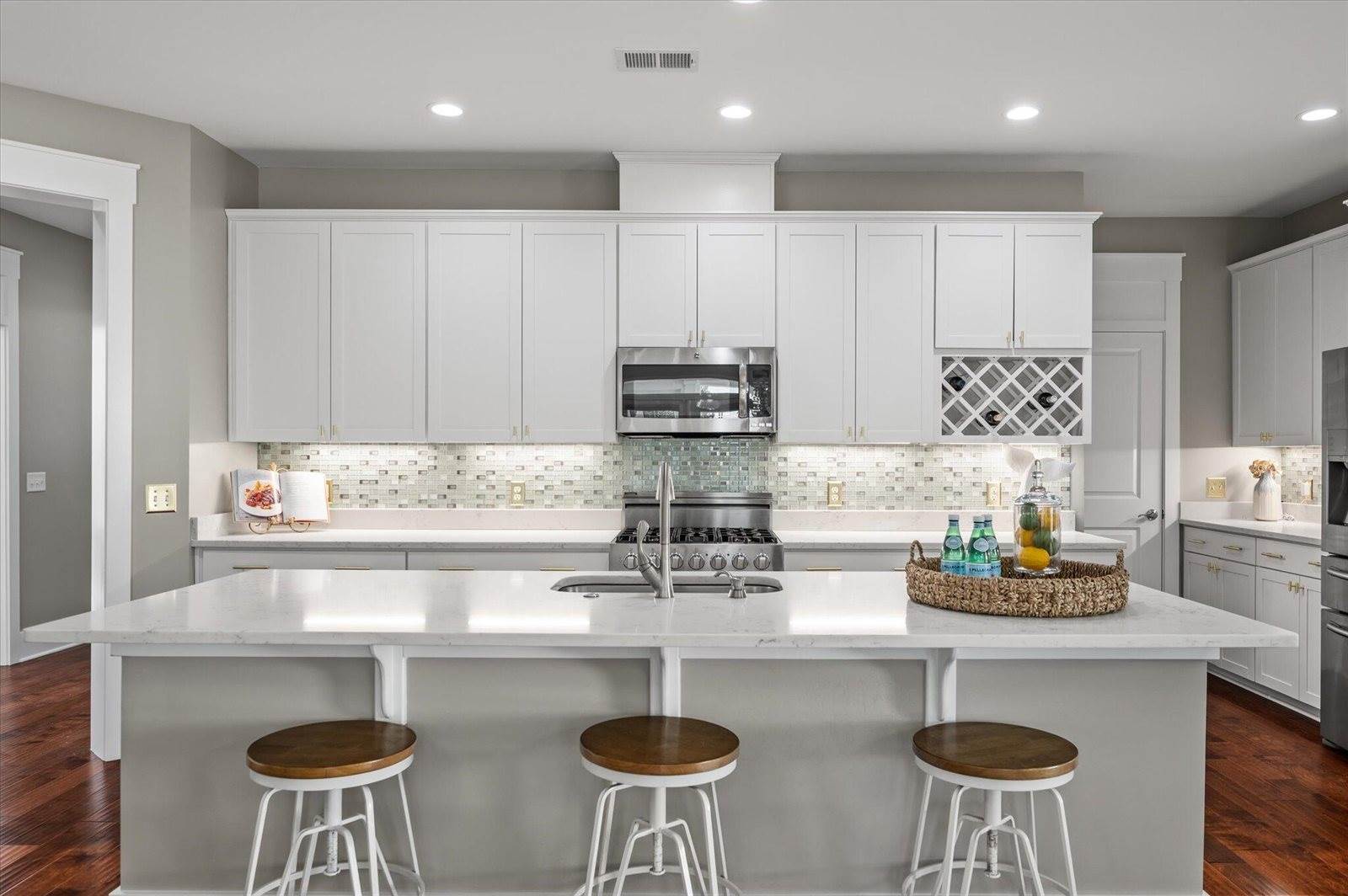 6002 Wild Azalea Road, Summerville, SC 29483