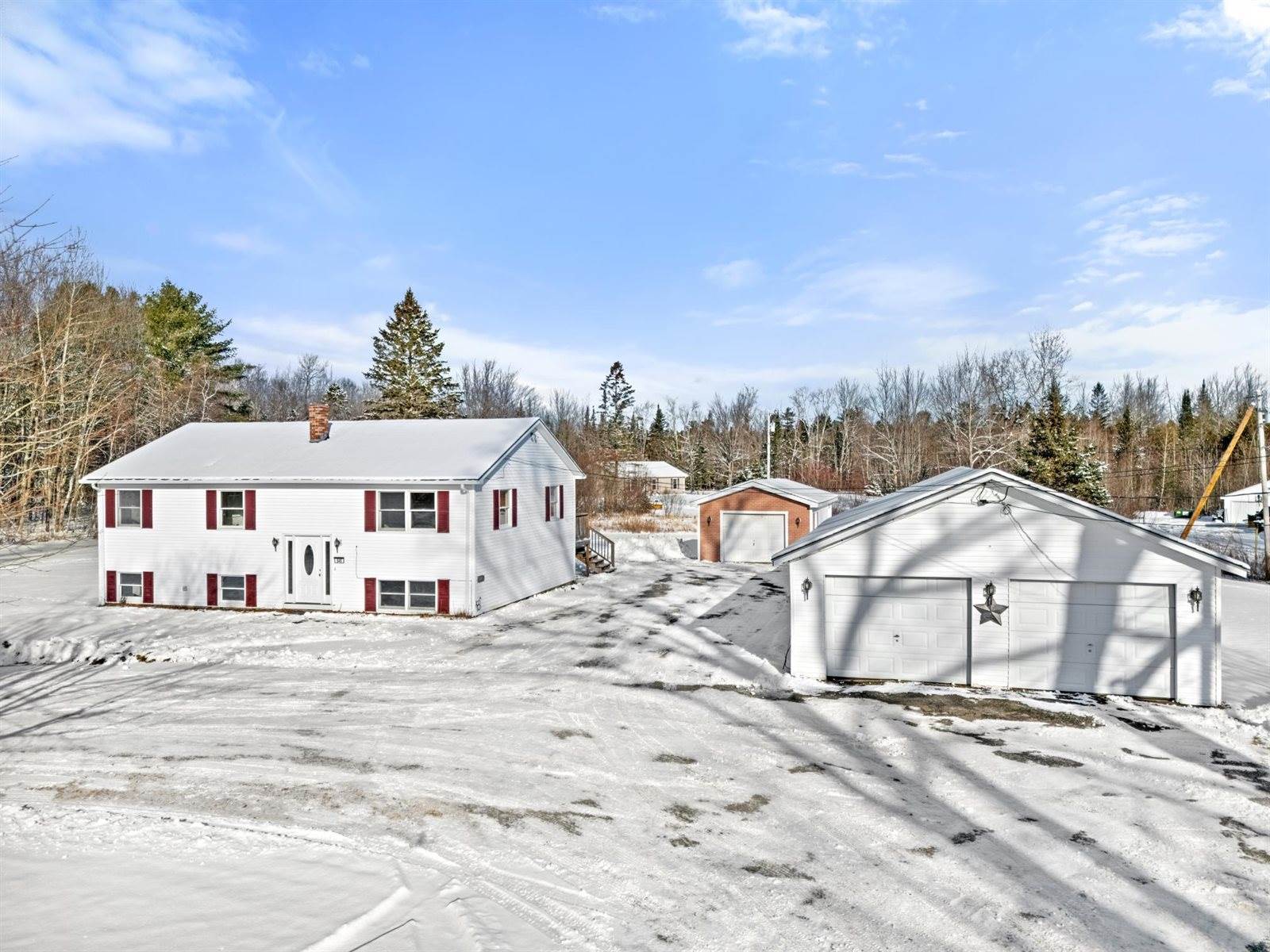 545 Fuller Road, Hermon, ME 04401