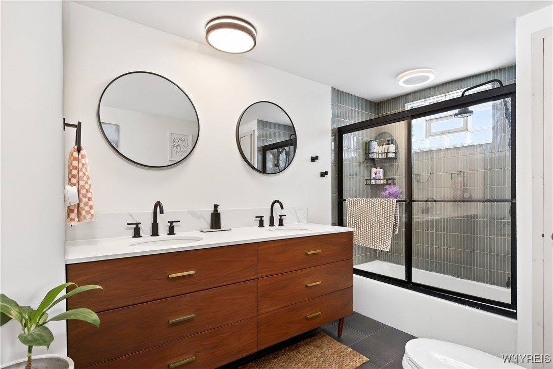 36 Lyndhurst Avenue, Buffalo, NY 14216