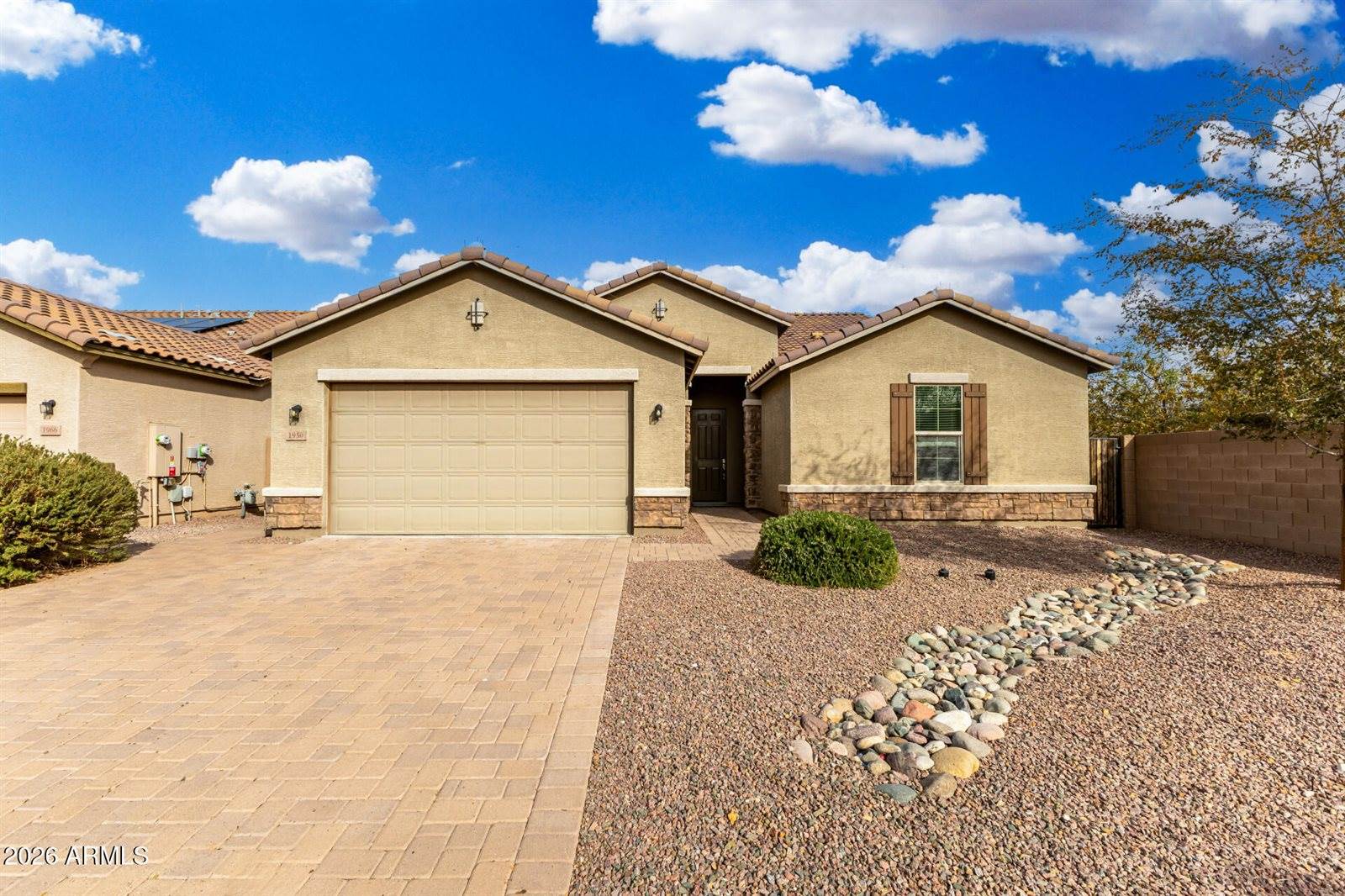 1950 West Larissa Lane, San Tan Valley, AZ 85144