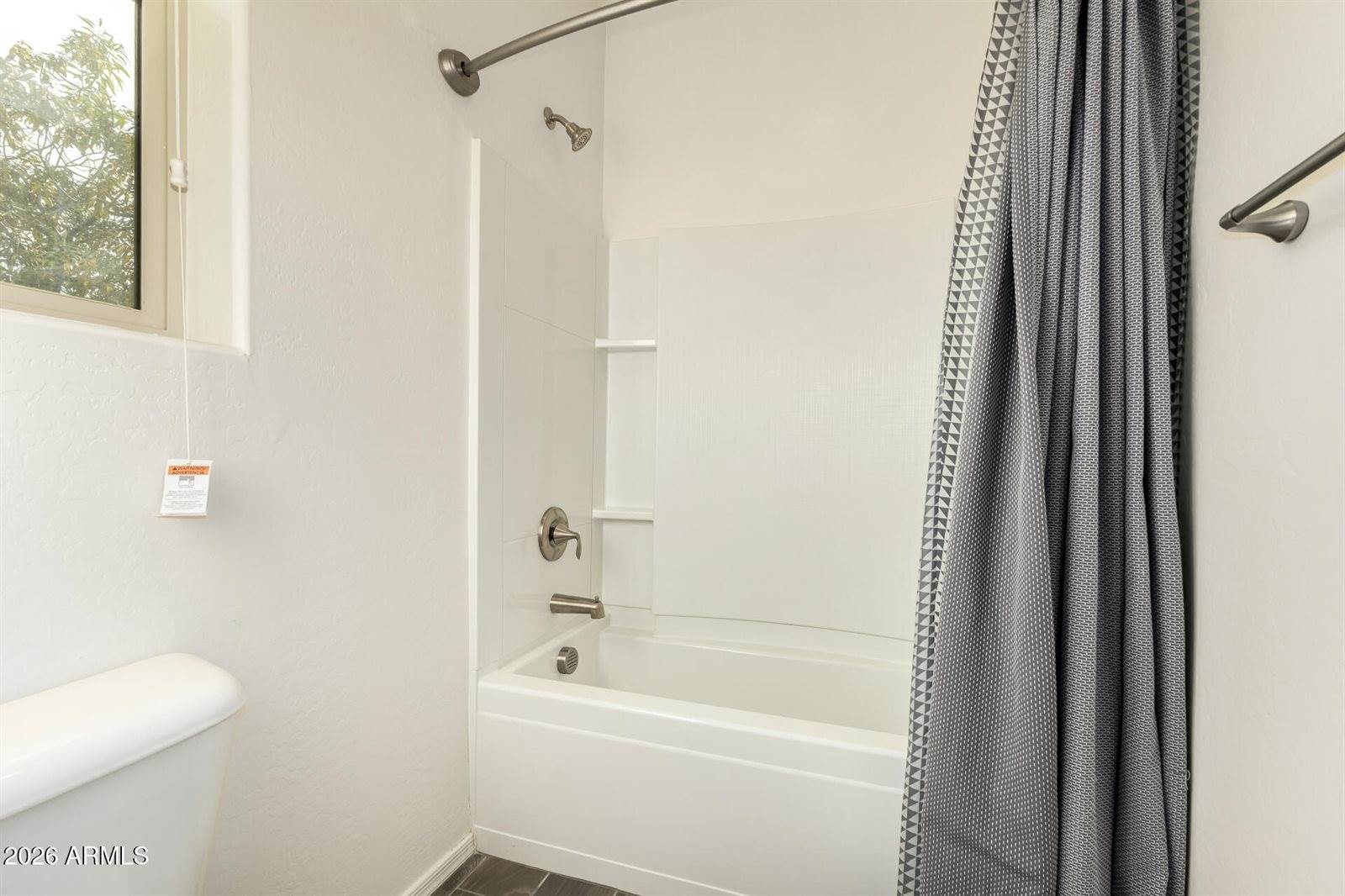 1950 West Larissa Lane, San Tan Valley, AZ 85144