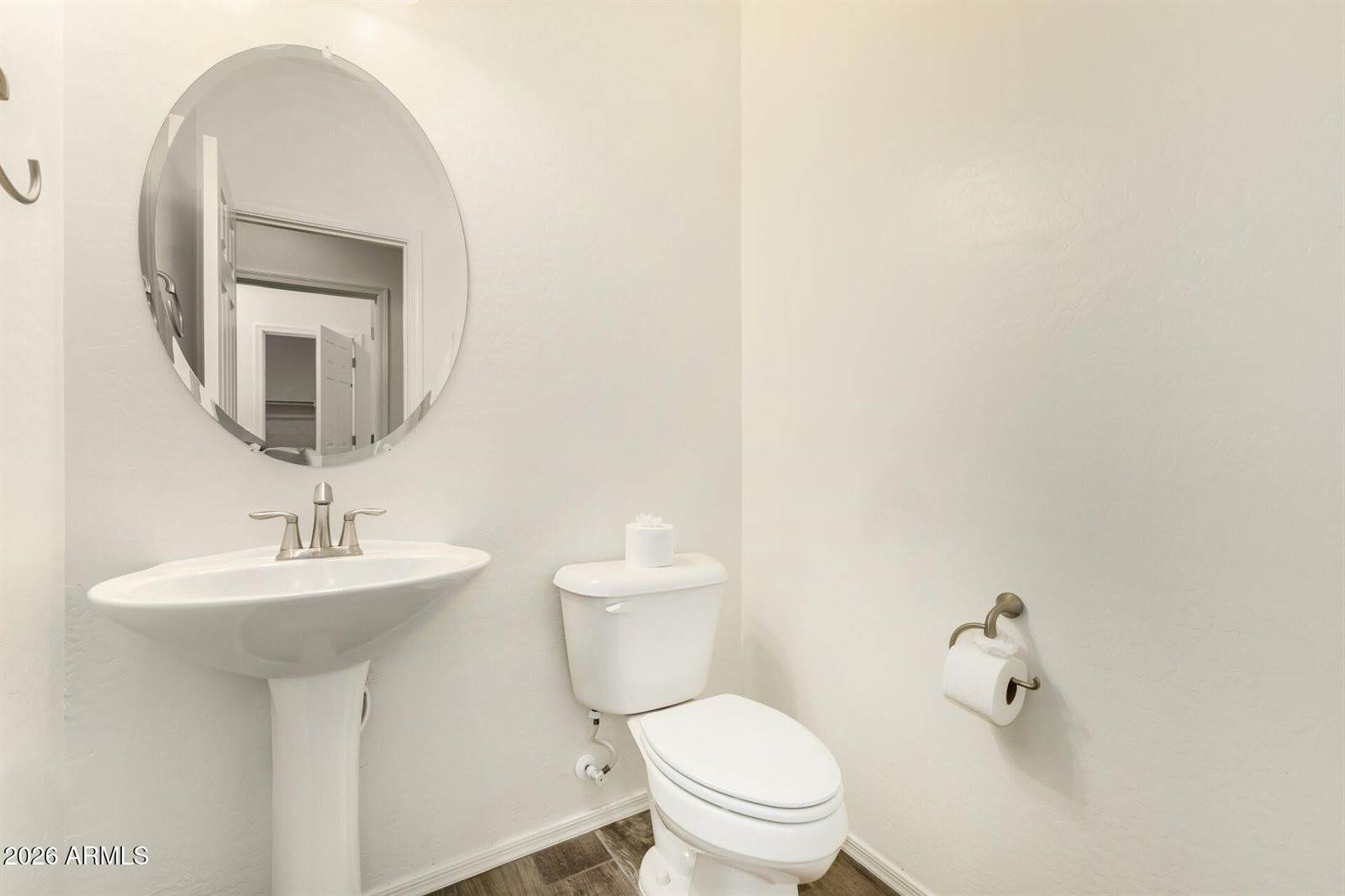 1950 West Larissa Lane, San Tan Valley, AZ 85144