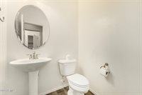 1950 West Larissa Lane, San Tan Valley, AZ 85144