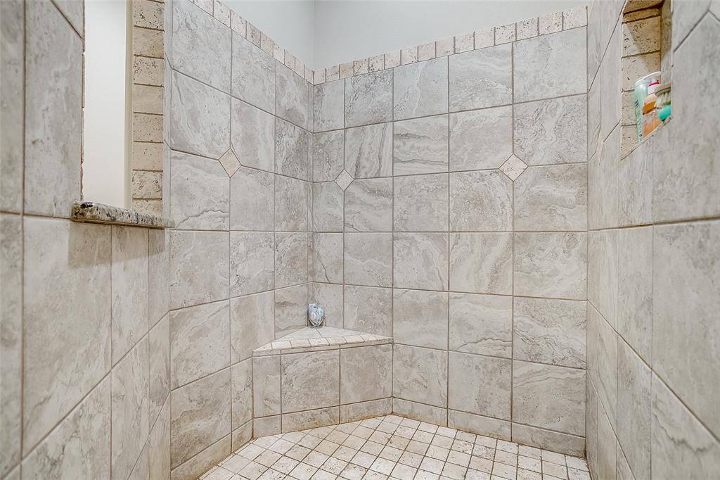 203 County Road 4221, Decatur, TX 76234