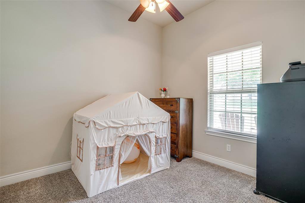 203 County Road 4221, Decatur, TX 76234