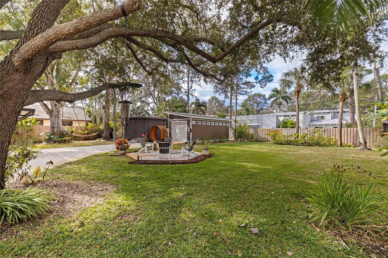 7117 Sunshine Drive South, Saint Petersburg, FL 33705