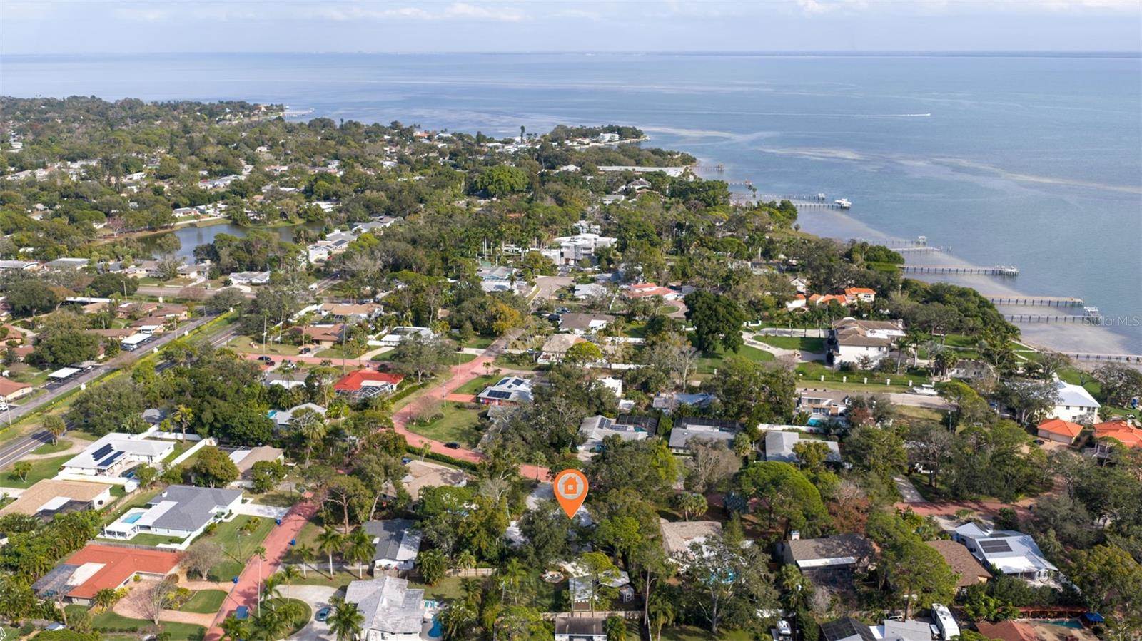 7117 Sunshine Drive South, Saint Petersburg, FL 33705