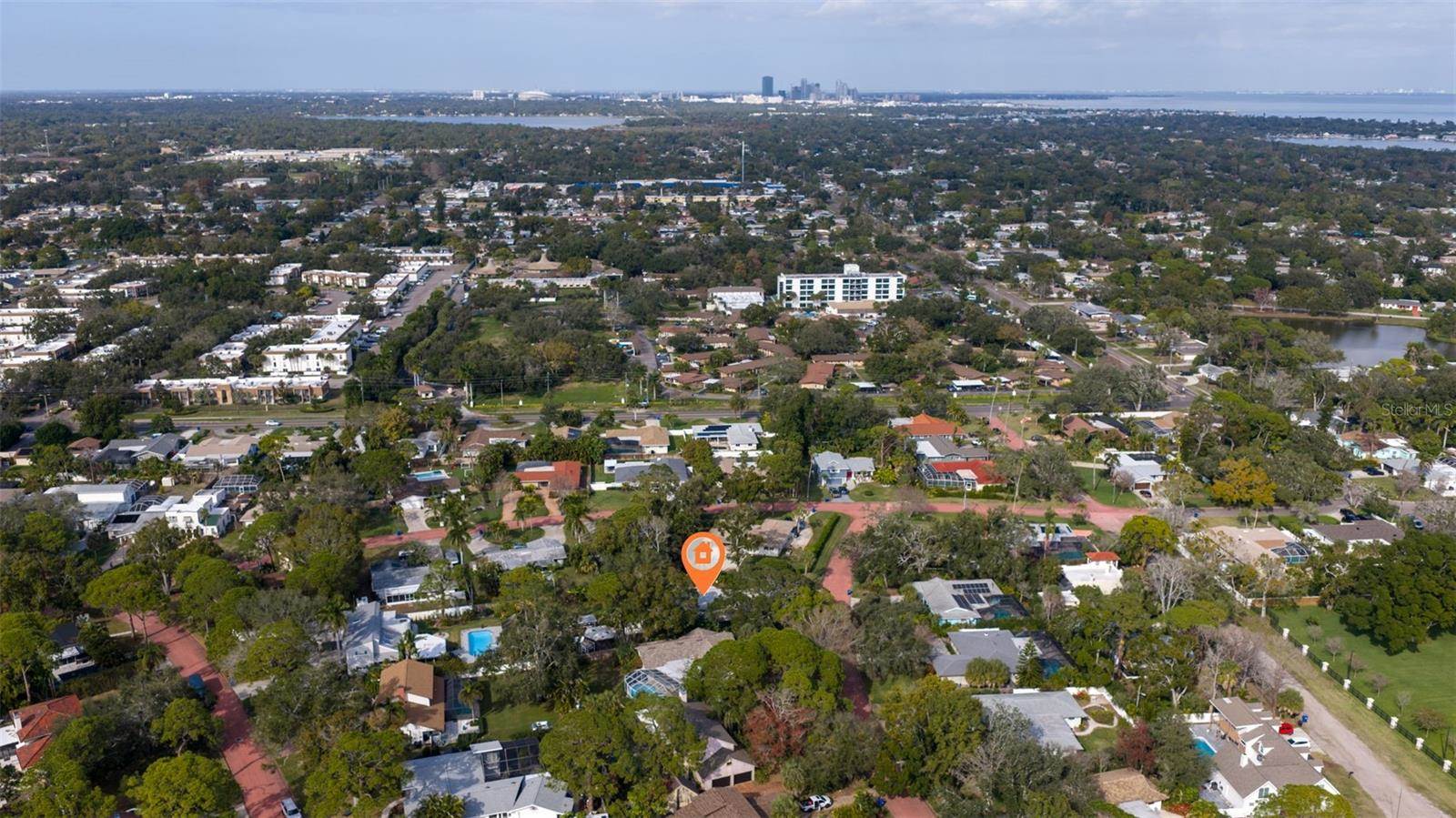 7117 Sunshine Drive South, Saint Petersburg, FL 33705