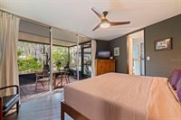 7117 Sunshine Drive South, Saint Petersburg, FL 33705