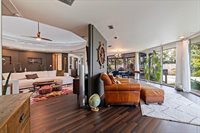 7117 Sunshine Drive South, Saint Petersburg, FL 33705