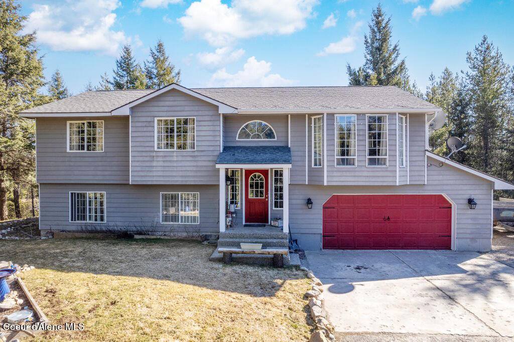 34517 North Hayden Dr, Spirit Lake, ID 83869