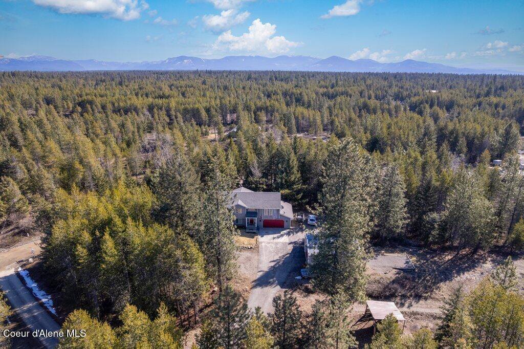 34517 North Hayden Dr, Spirit Lake, ID 83869