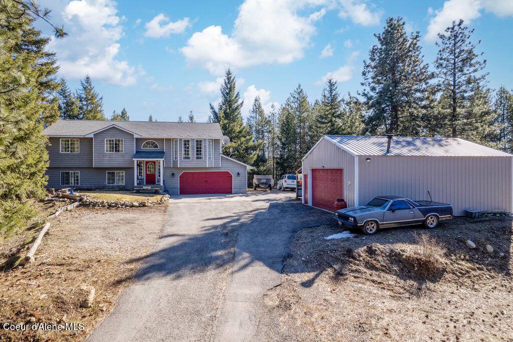34517 North Hayden Dr, Spirit Lake, ID 83869