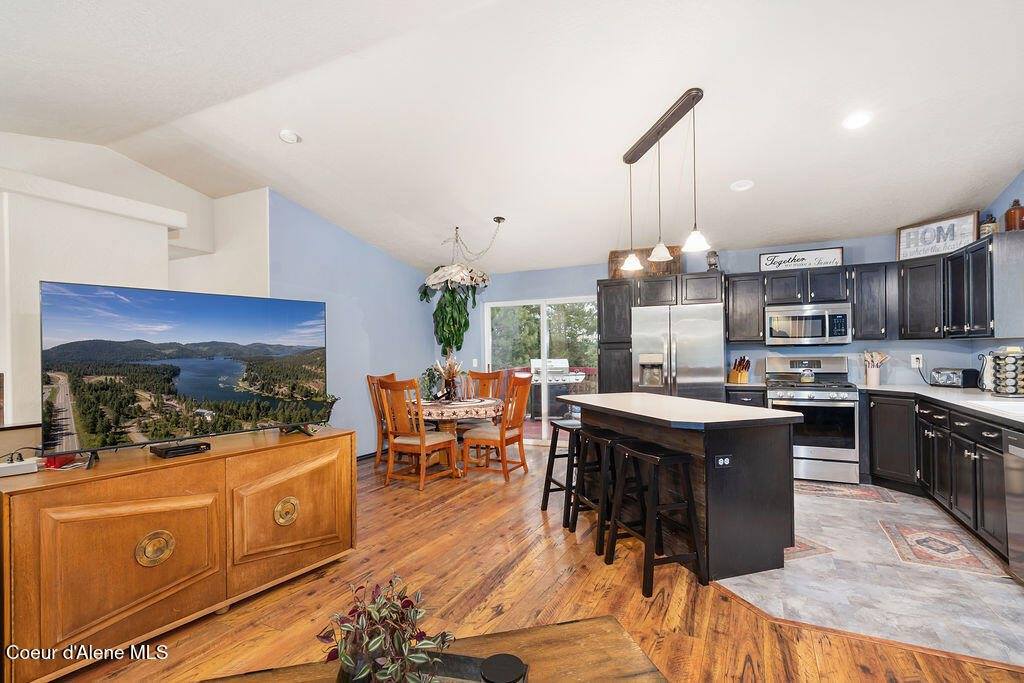 34517 North Hayden Dr, Spirit Lake, ID 83869