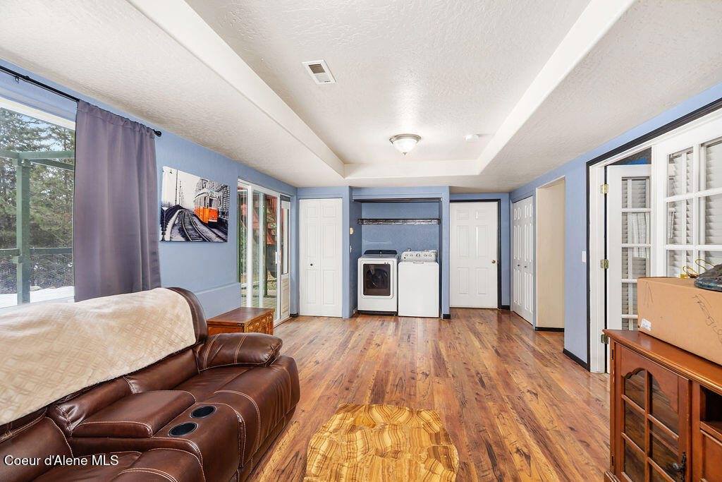 34517 North Hayden Dr, Spirit Lake, ID 83869