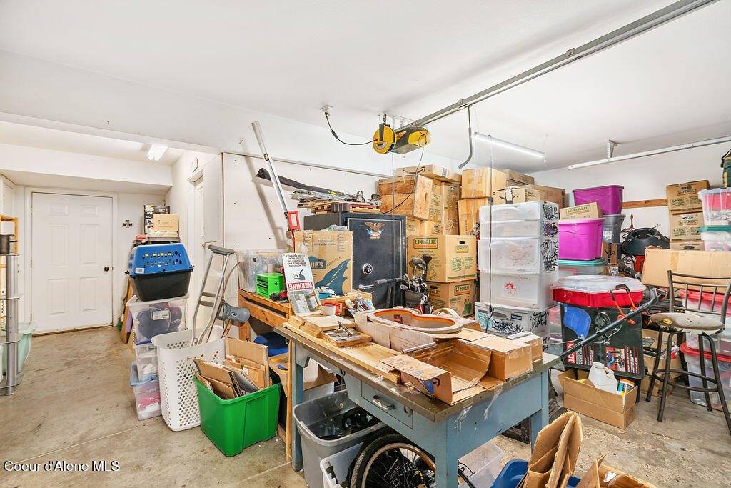 34517 North Hayden Dr, Spirit Lake, ID 83869