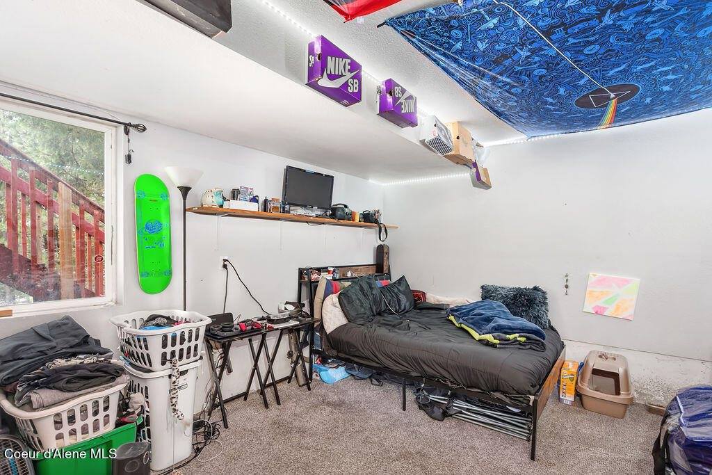 34517 North Hayden Dr, Spirit Lake, ID 83869