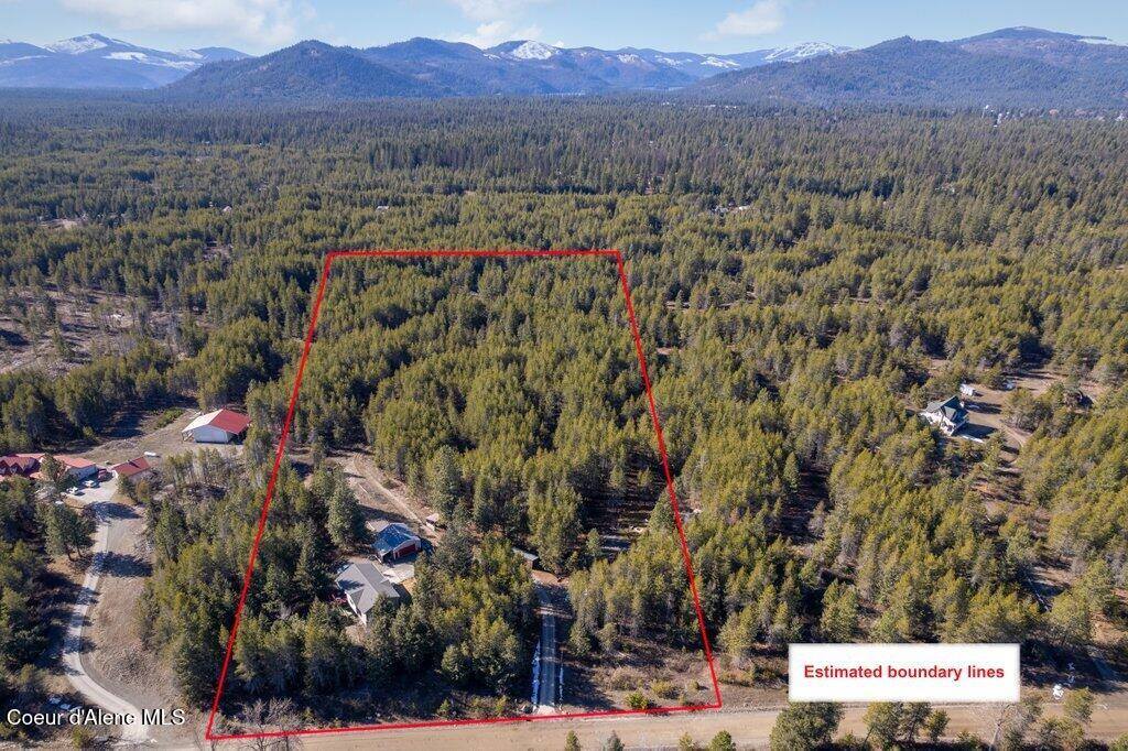 34517 North Hayden Dr, Spirit Lake, ID 83869