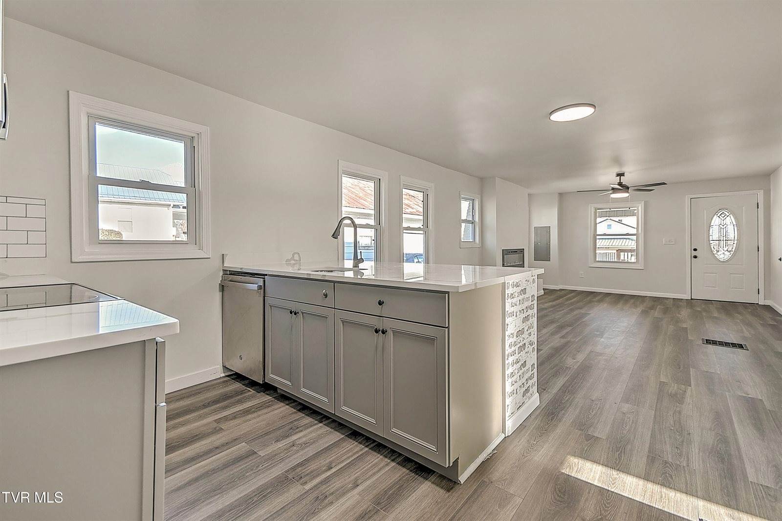 410 West Highland Road, Johnson City, TN 37604