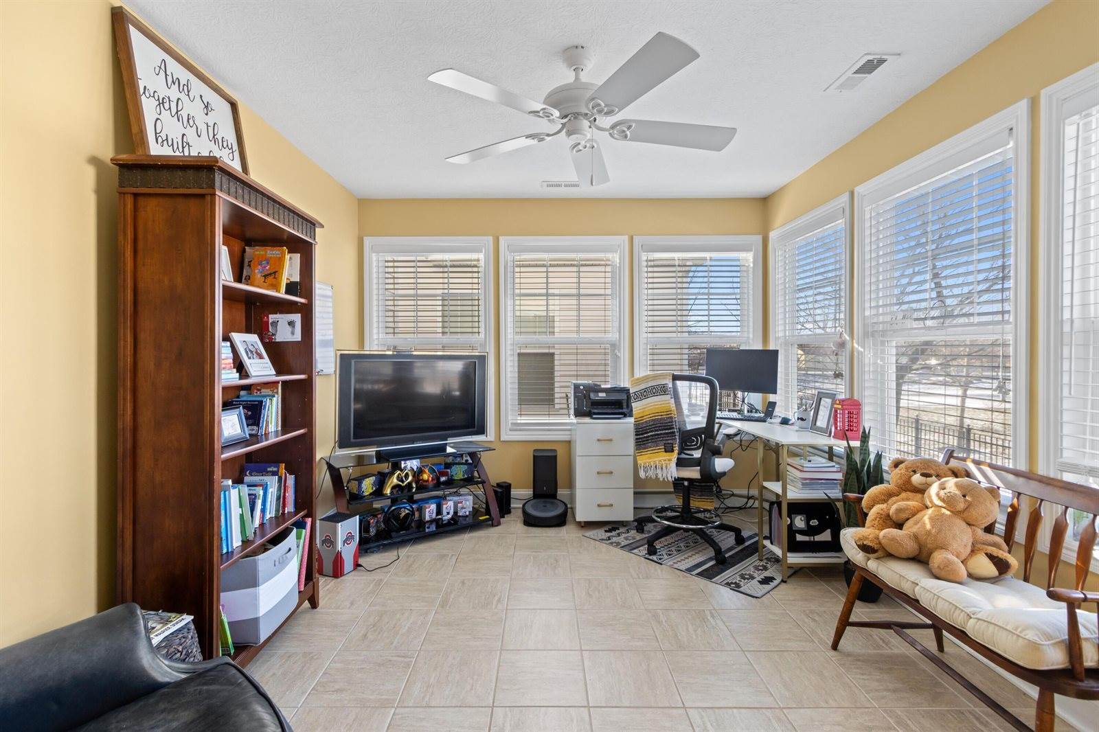 5544 Knollbrook Drive, Westerville, OH 43081