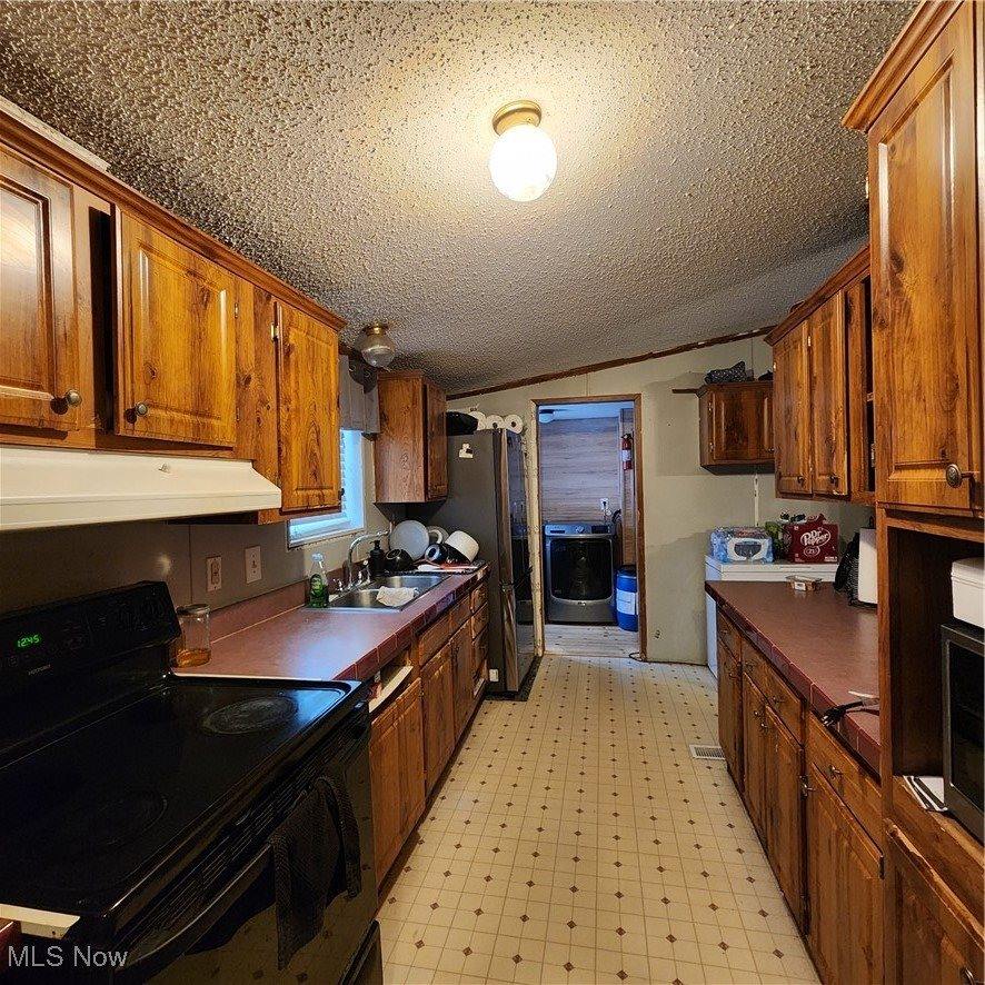6487 Klass Road, Cambridge, OH 43725