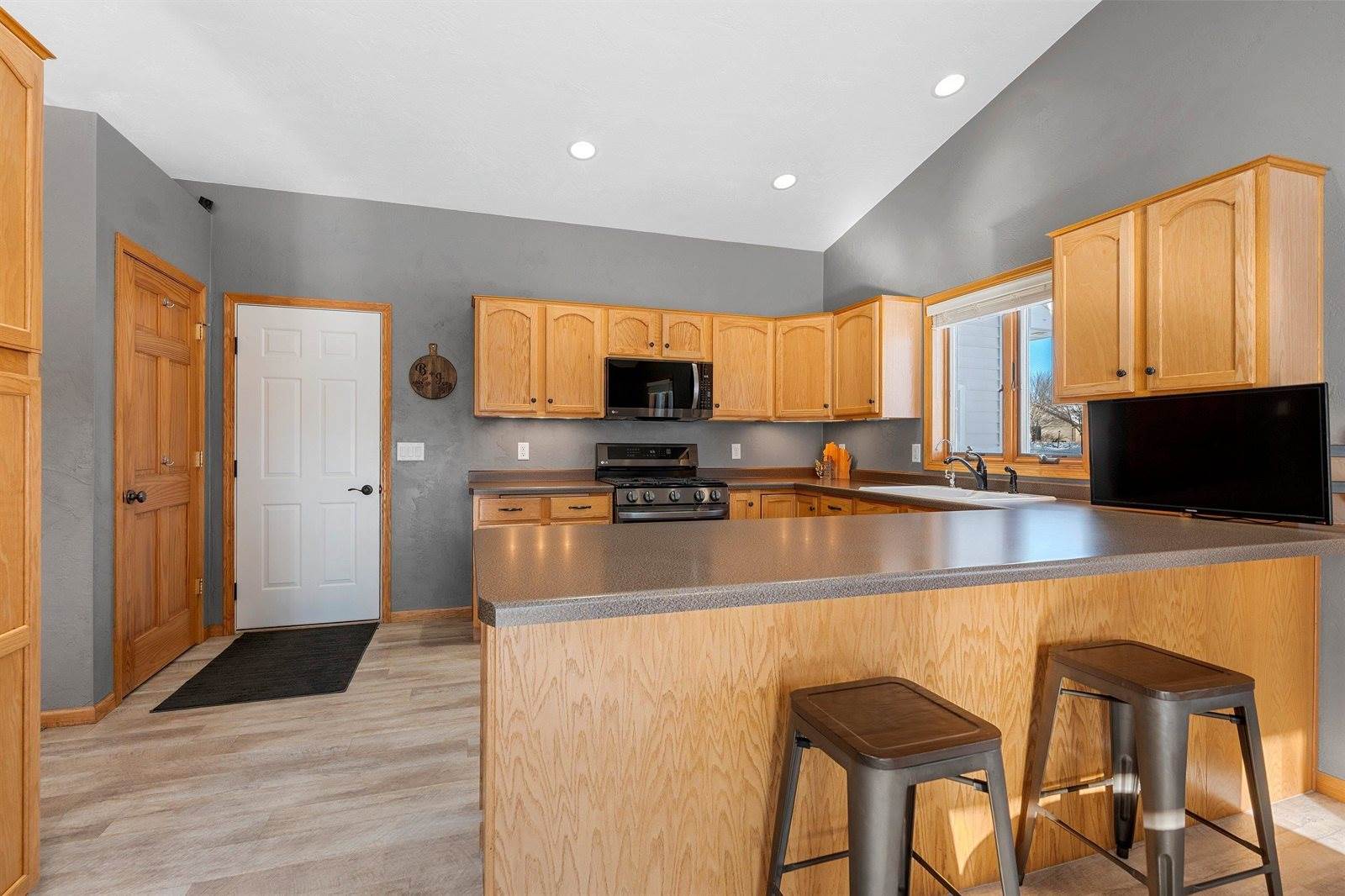 1826 N Lily of The Valley Drive, Greenville, WI 54942