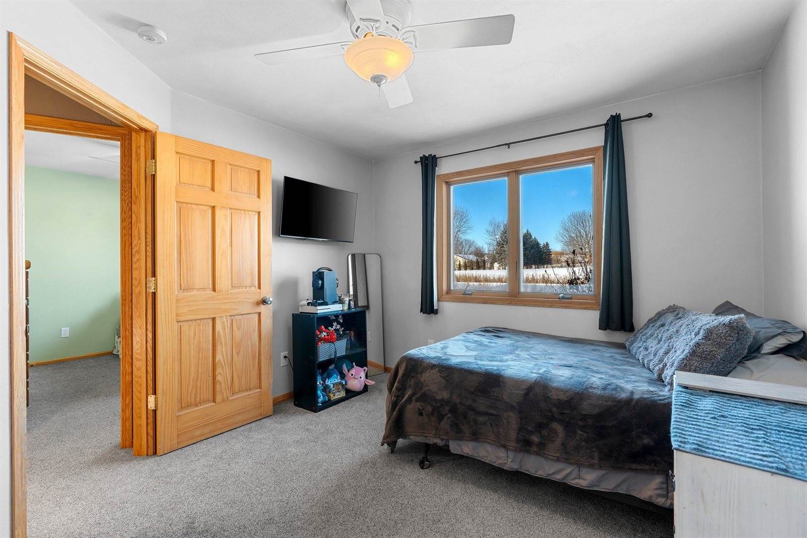 1826 N Lily of The Valley Drive, Greenville, WI 54942