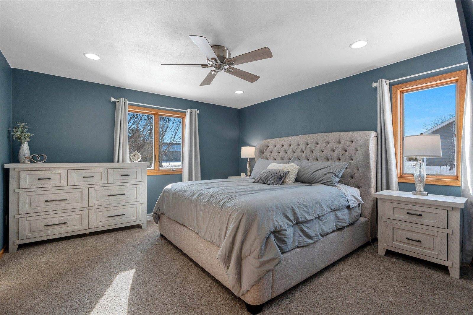 1826 N Lily of The Valley Drive, Greenville, WI 54942