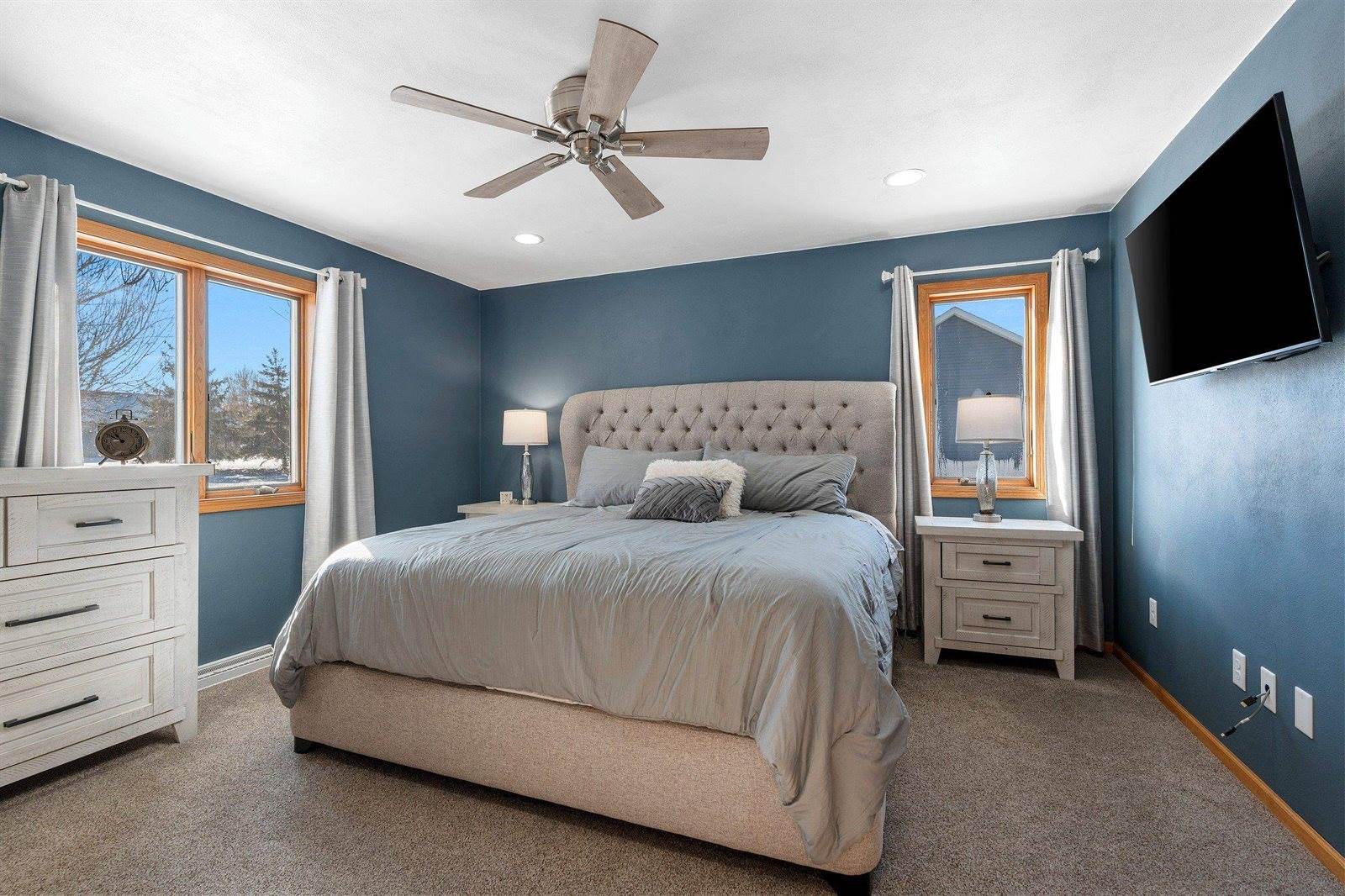 1826 N Lily of The Valley Drive, Greenville, WI 54942