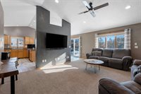 1826 N Lily of The Valley Drive, Greenville, WI 54942