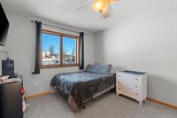 1826 N Lily of The Valley Drive, Greenville, WI 54942